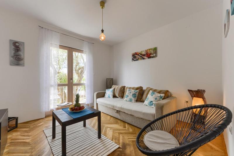 Apartments Yo Lee Бибине Екстериор снимка