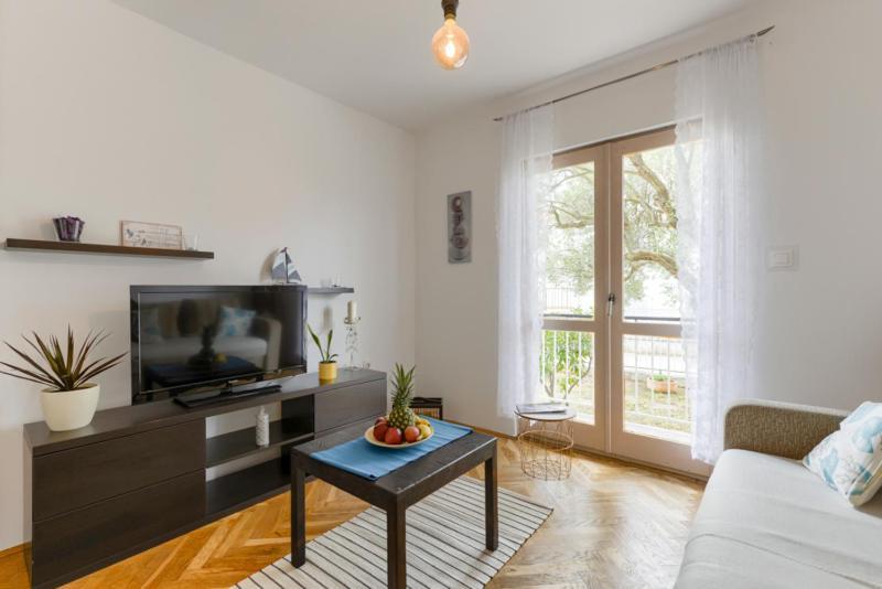 Apartments Yo Lee Бибине Екстериор снимка