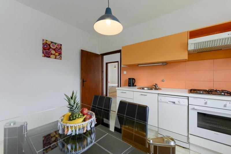 Apartments Yo Lee Бибине Екстериор снимка